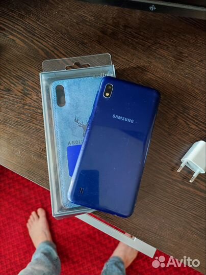 Samsung Galaxy A10, 2/32 ГБ