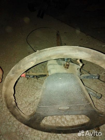 Запчасти на Форд Сиера 1982.г.в