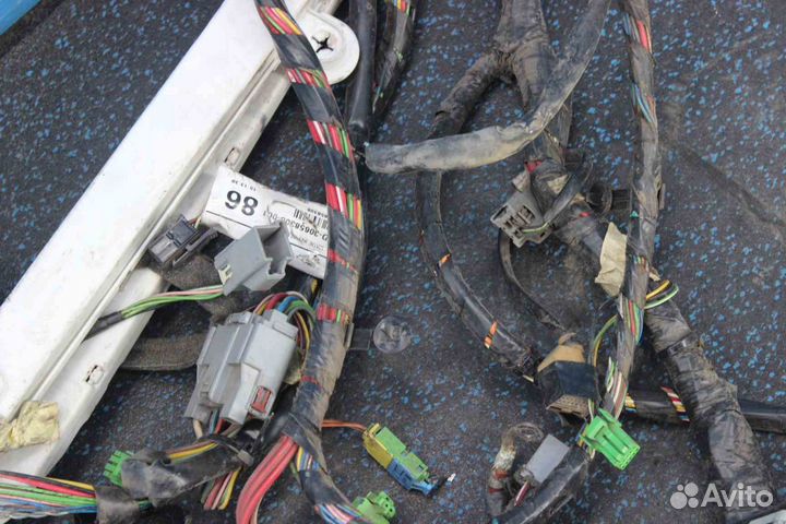 Проводка Volvo XC90 (Вольво хс90) C 91 30658308