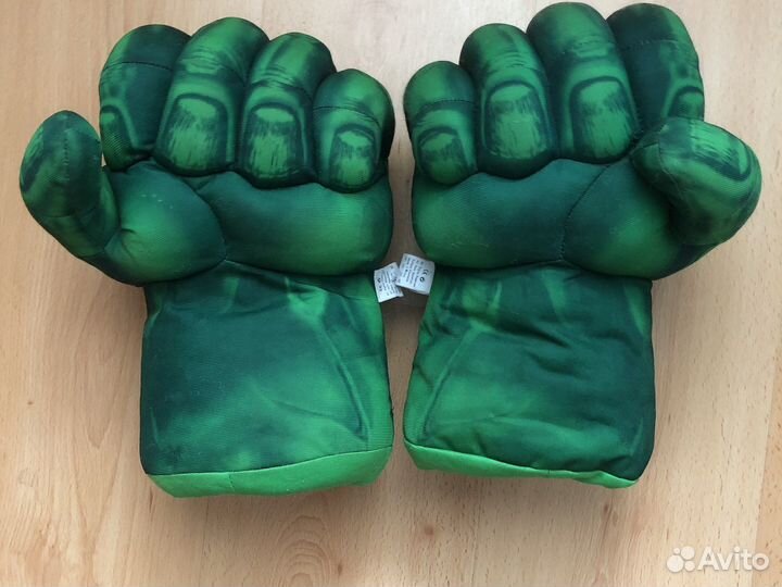 Классные перчатки Халк