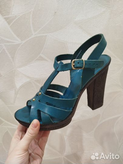 Босоножки натуральная кожа
