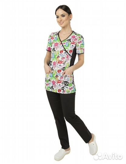 Медицинский костюм новый