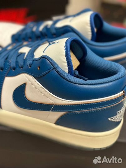 Кроссовки Nike