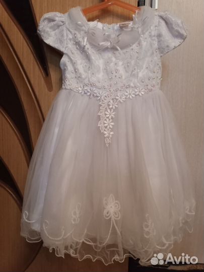 Платье для девочки новое