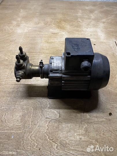 Помпа для кофемашины