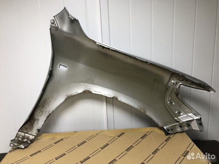Крыло переднее Toyota Land Cruiser 200