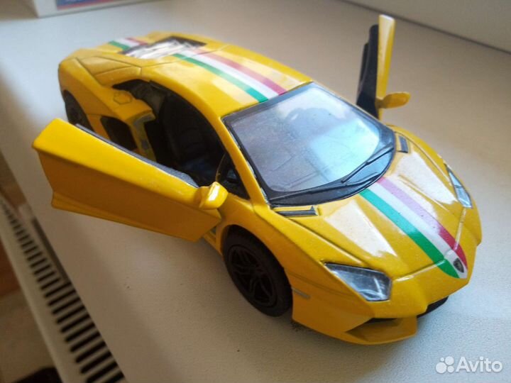 Ломбаргини Авентадор