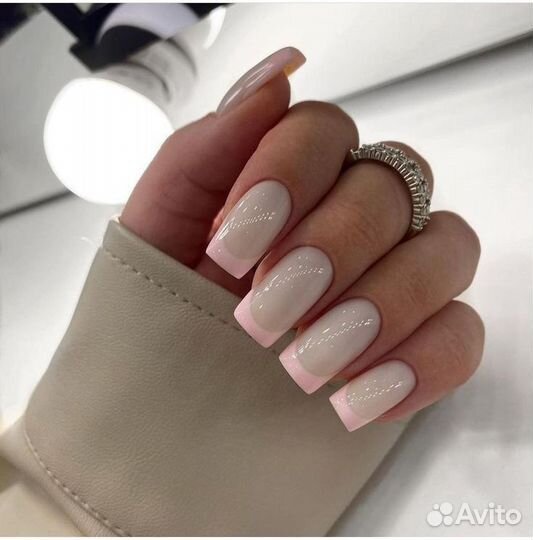 Маникюр педикюр