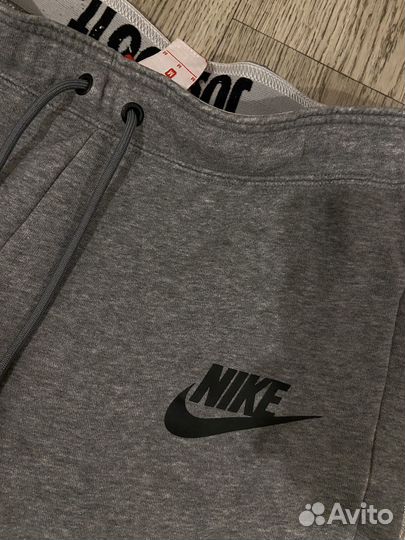 Спортивные штаны nike женские