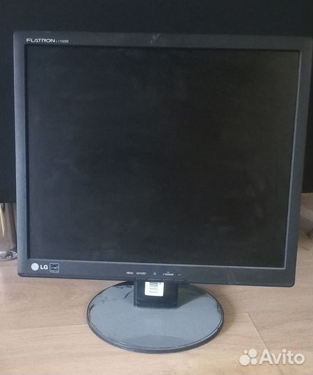 Мониторы '17 не исправные