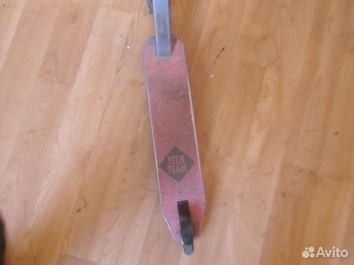 Трюковой самокат tech team duker 303