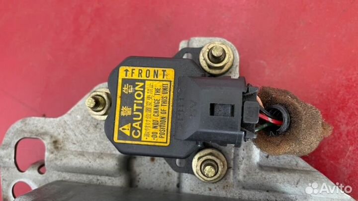 Датчик подушки безопасности Toyota Celsior UCF21