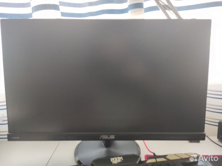 Монитор Asus