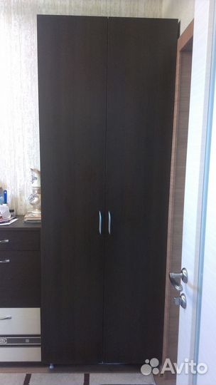 Шкафы и гардеробы