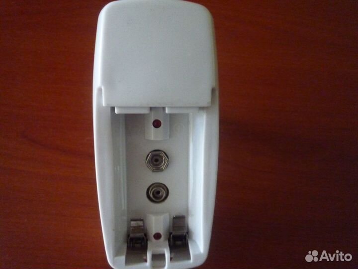 Зарядка для батареек