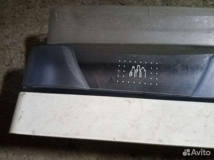 Полка для двери холодильника