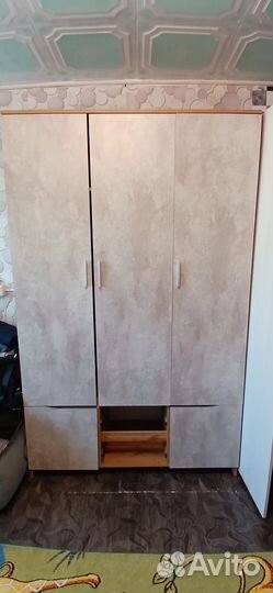 Шкаф для одежды