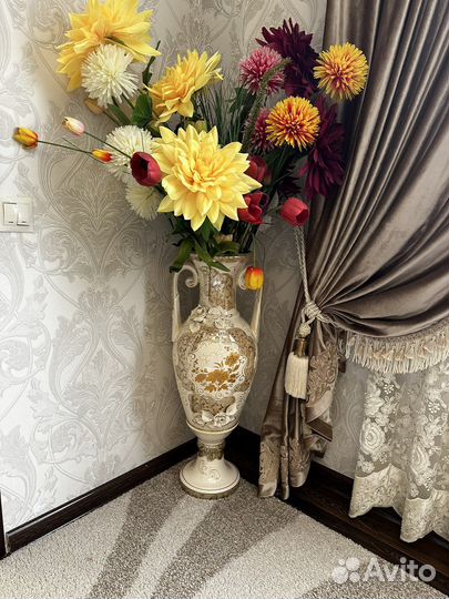 Ваза для цветов большая