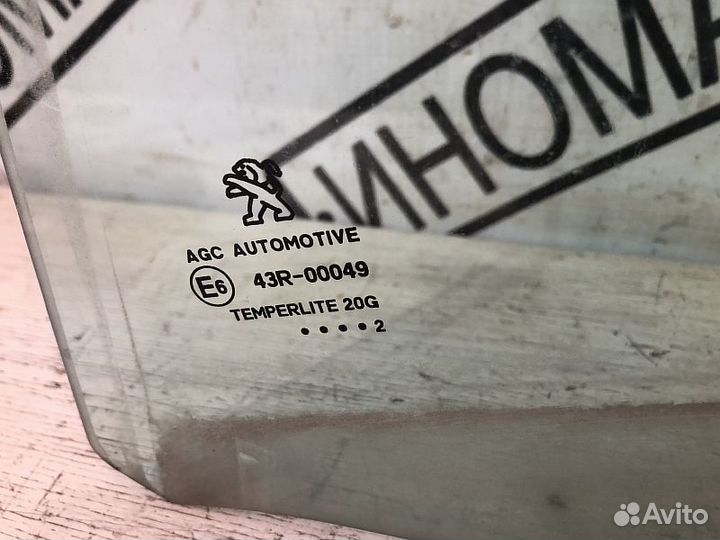 Стекло двери задней Peugeot 408 Пежо