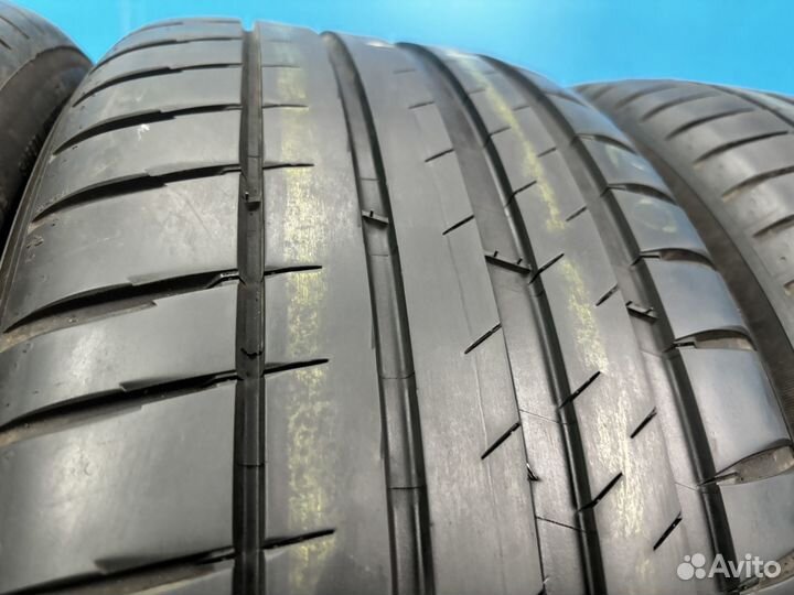 Michelin Pilot Sport 4 245/45 R18 100Y