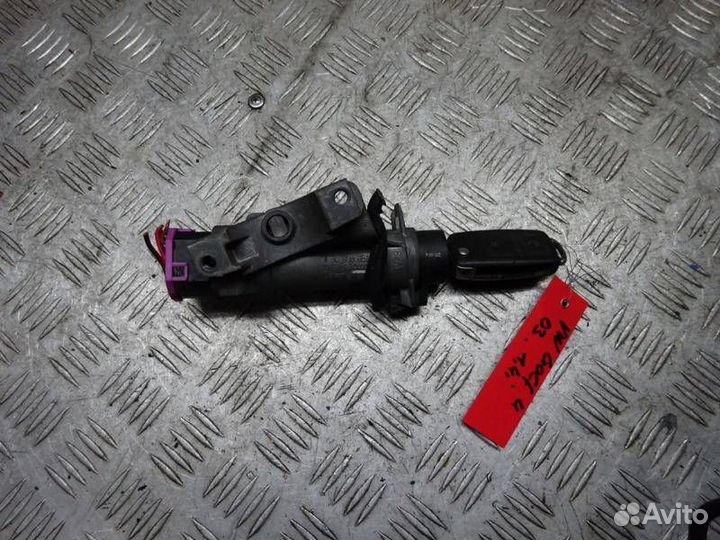 Замок зажигания Volkswagen Golf 4 2003 4B0905851C