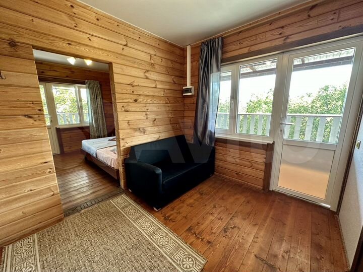 Комната 45 м², 2/2 эт.