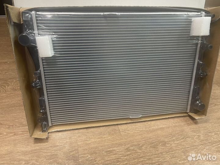 Радиатор Mercedes w238 w213 w222 GLC