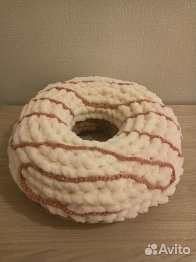 Подушка-пончик интерьерная (декоративная)