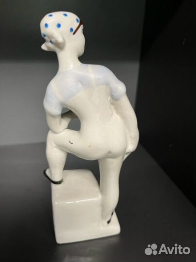 Фарфоровые статуэтки