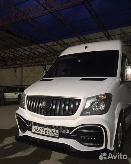 Передний бампер AMG Mercedes Sprinter W906
