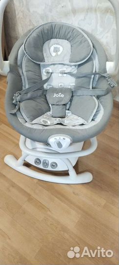 Шезлонг детский joie