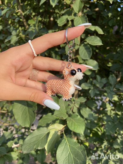 Брелок игрушка из бисера