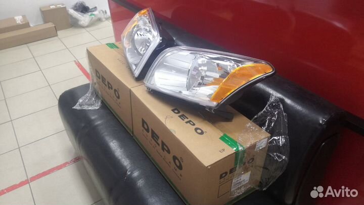 Фара левая правая для dodge caliber с 2006г.в