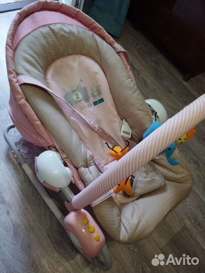 Шезлонг детский babyton