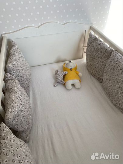 Бортики в детскую кроватку