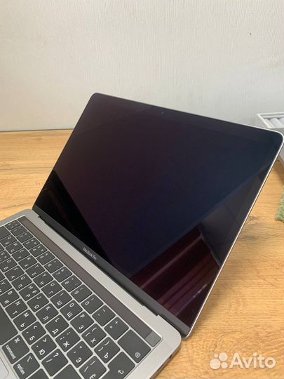 Macbook Pro 13 2019 a1989 разбор по запчастям