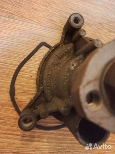 Помпа на 1.4 caxa 122 л.с 03C121019J