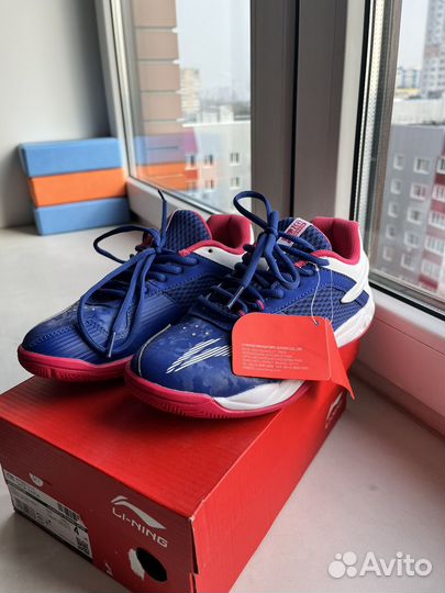 Кроссовки детские для бадминтона Li-ning