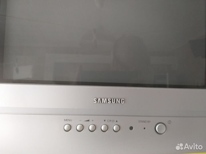 Телевизор samsung