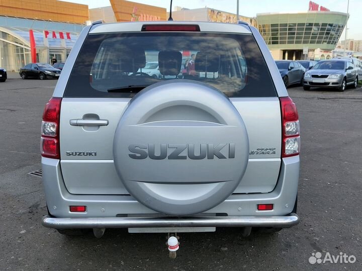 Suzuki Grand Vitara 2.0 AT, 2011, 220 000 км