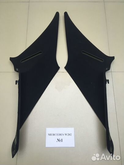 Обшивки стоек черные Mercedes W202