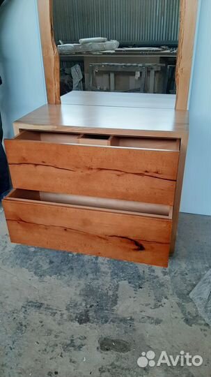 Столешница с зеркалом