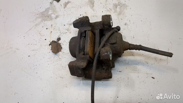 Суппорт правый задний Mercedes E W210