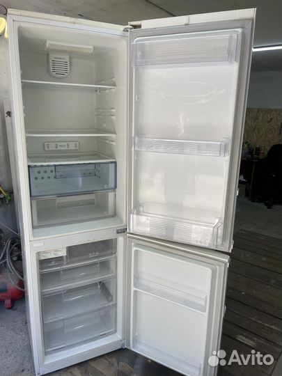 Холодильник lg