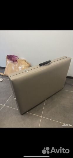 Продам кушетку, матрас, стул, столик, лампа