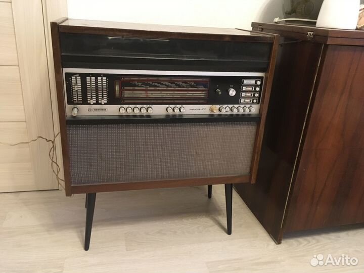 Радиола Мелодия 102