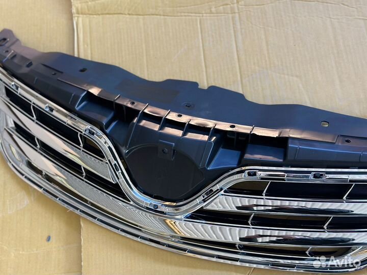 Решетки на бампер Toyota corolla 151