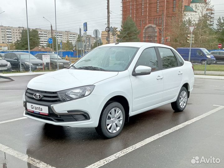 LADA Granta 1.6 МТ, 2023