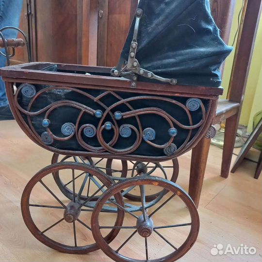 Старинная Коляска для кукол