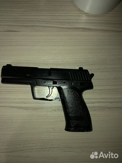 Игрушечный пистолет металл